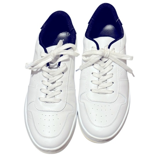 Paige Remy Sneakers Womens Size 8 White/Black
Walking Shoes Comfortable - Picture 2 of 5